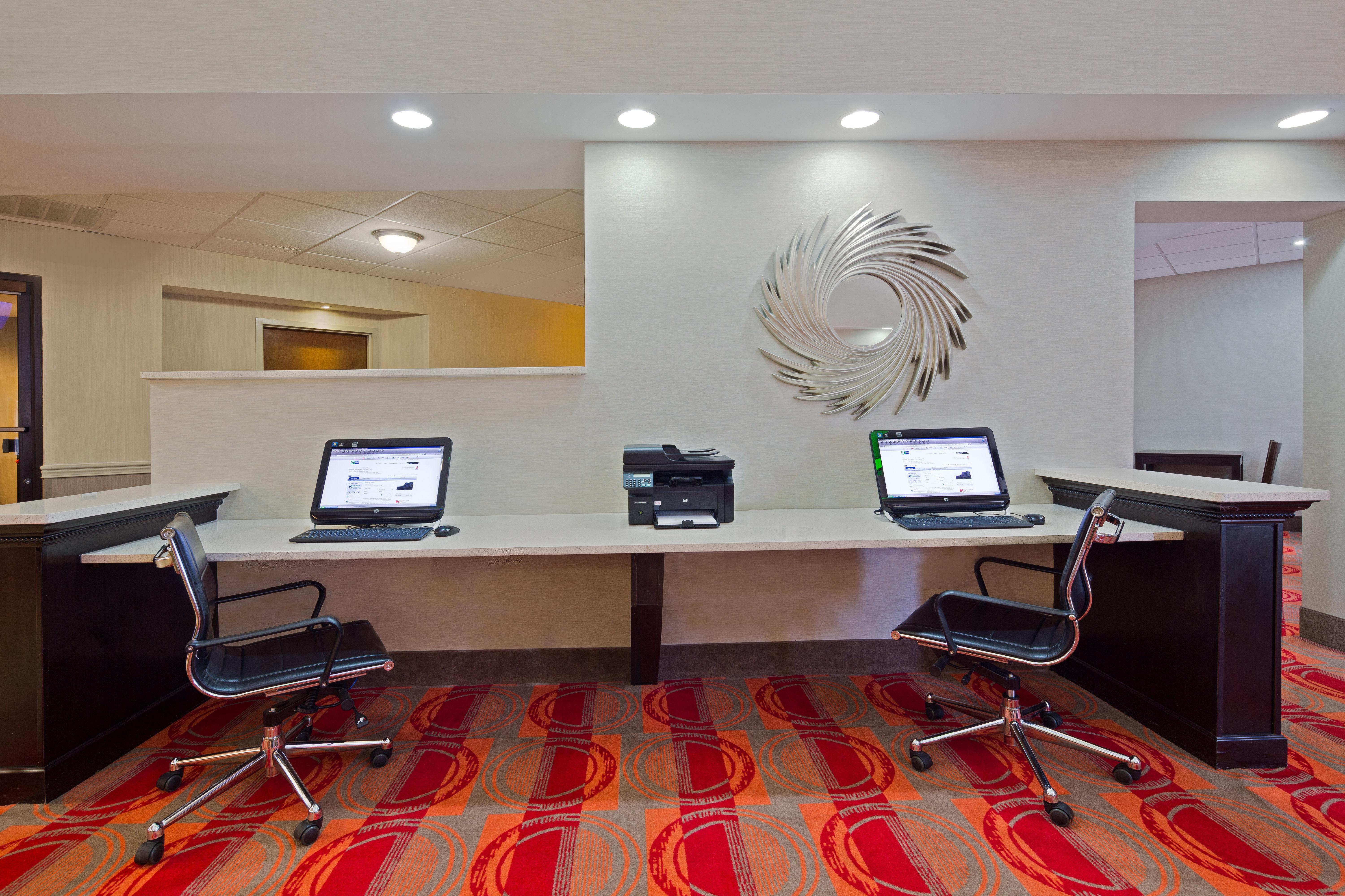 Holiday Inn Express Harrisburg I-81 - Hershey By Ihg Manadahill Exteriér fotografie