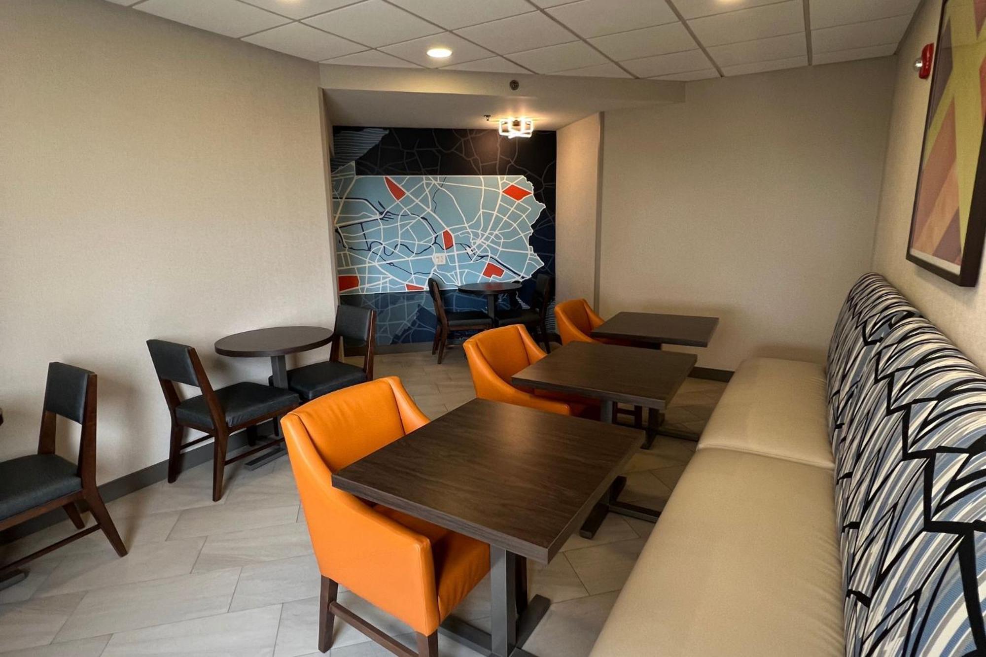 Holiday Inn Express Harrisburg I-81 - Hershey By Ihg Manadahill Exteriér fotografie