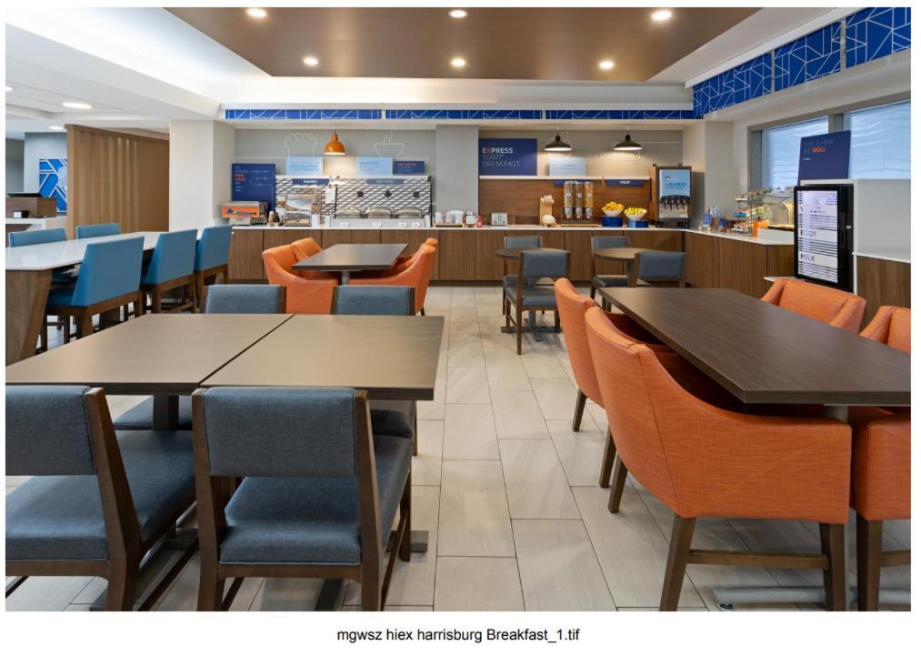 Holiday Inn Express Harrisburg I-81 - Hershey By Ihg Manadahill Exteriér fotografie