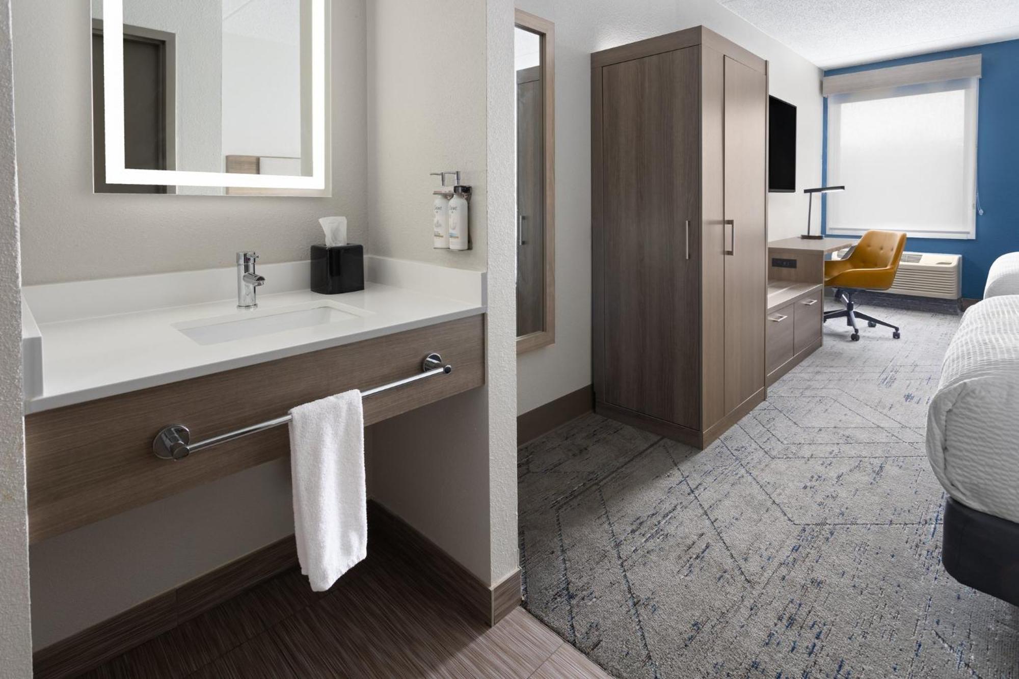 Holiday Inn Express Harrisburg I-81 - Hershey By Ihg Manadahill Exteriér fotografie