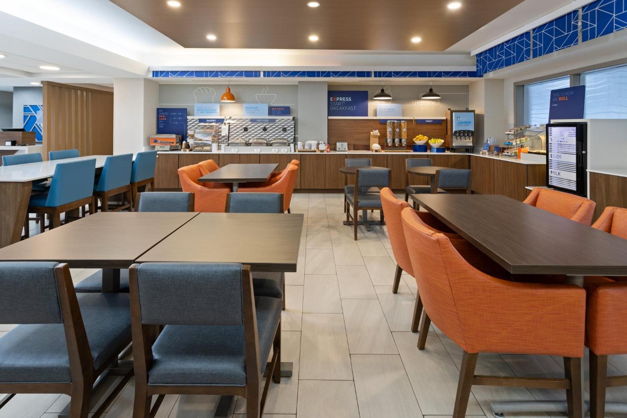 Holiday Inn Express Harrisburg I-81 - Hershey By Ihg Manadahill Exteriér fotografie
